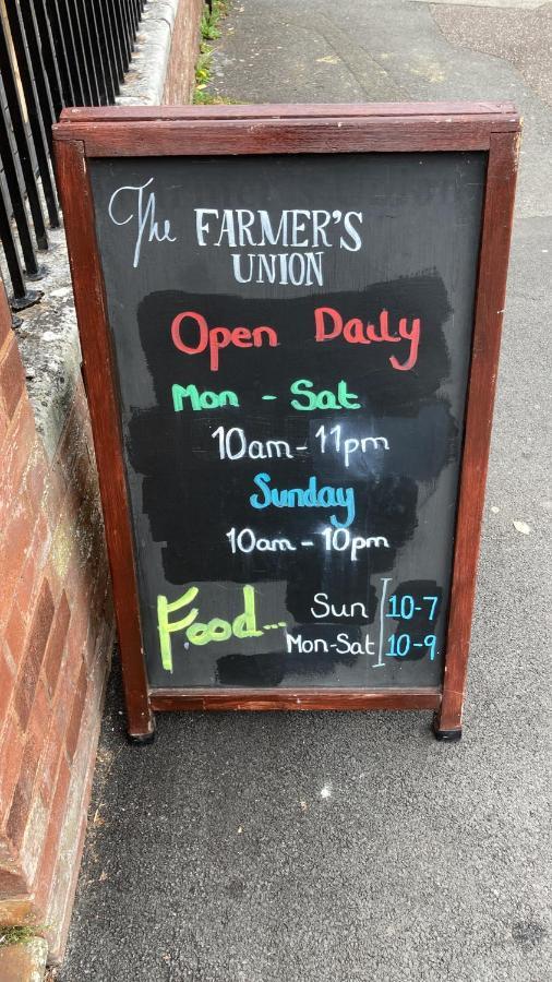 The Farmers Union Exeter Ngoại thất bức ảnh